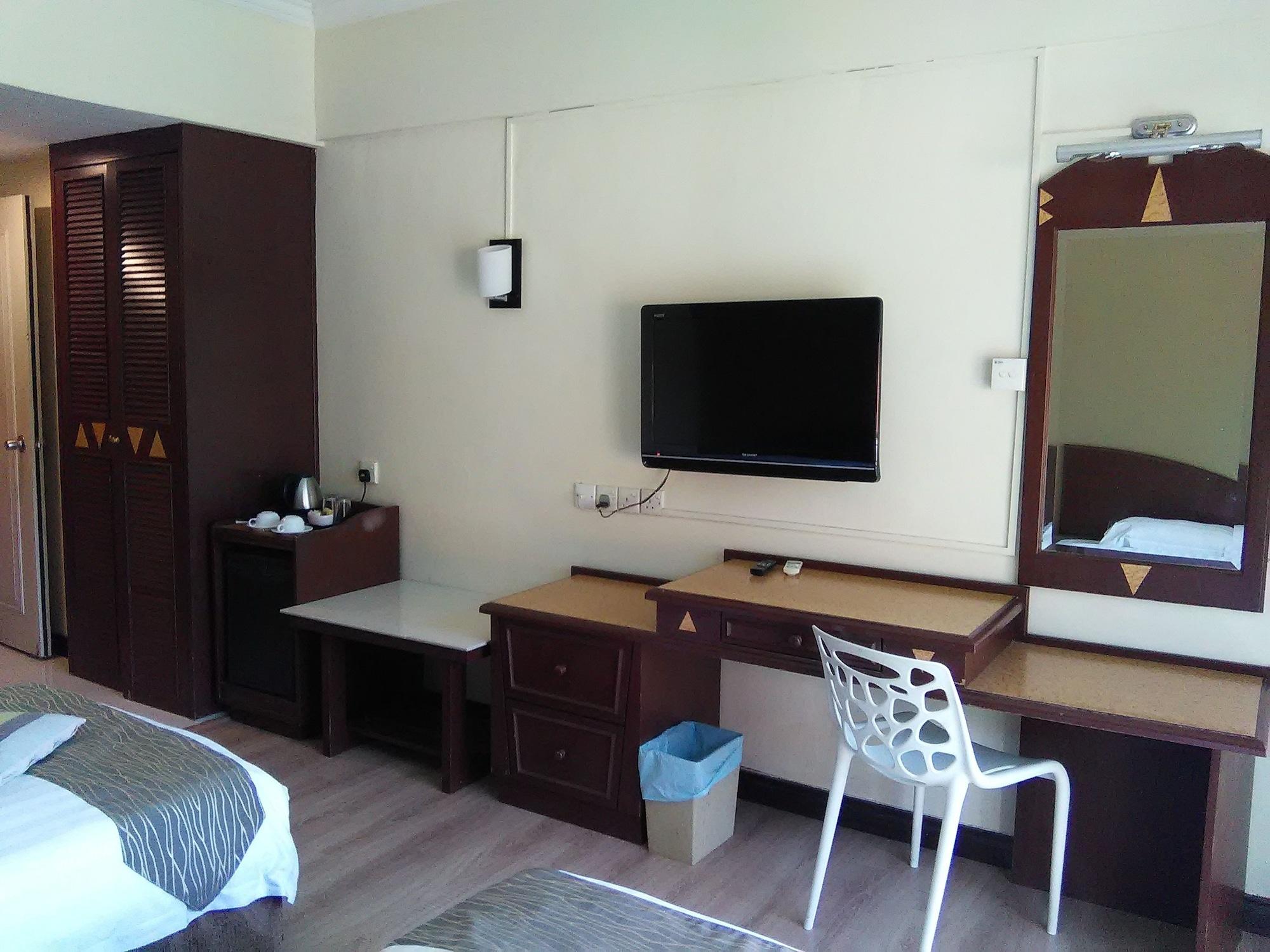 Casuarina Hotel Kota Kinabalu Exterior foto