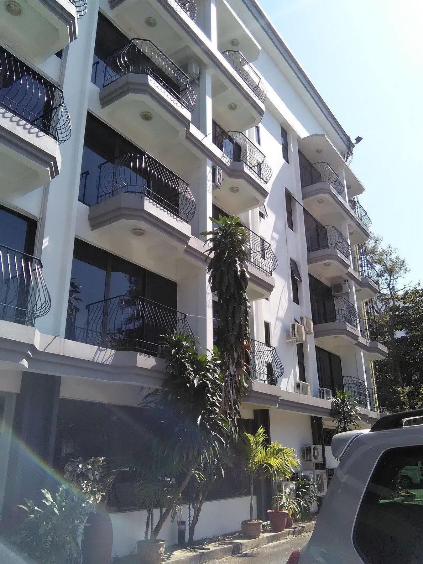 Casuarina Hotel Kota Kinabalu Exterior foto