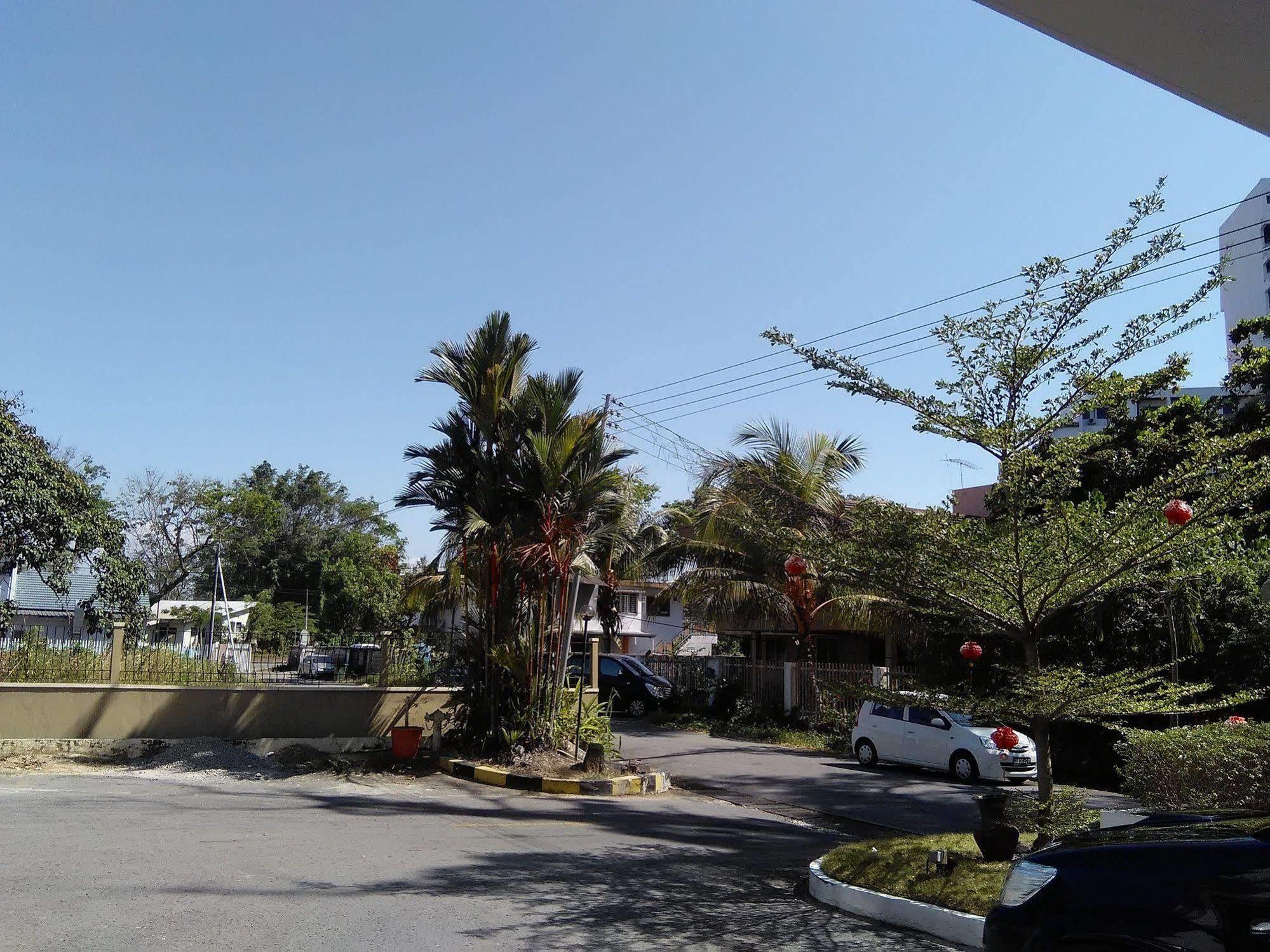 Casuarina Hotel Kota Kinabalu Exterior foto